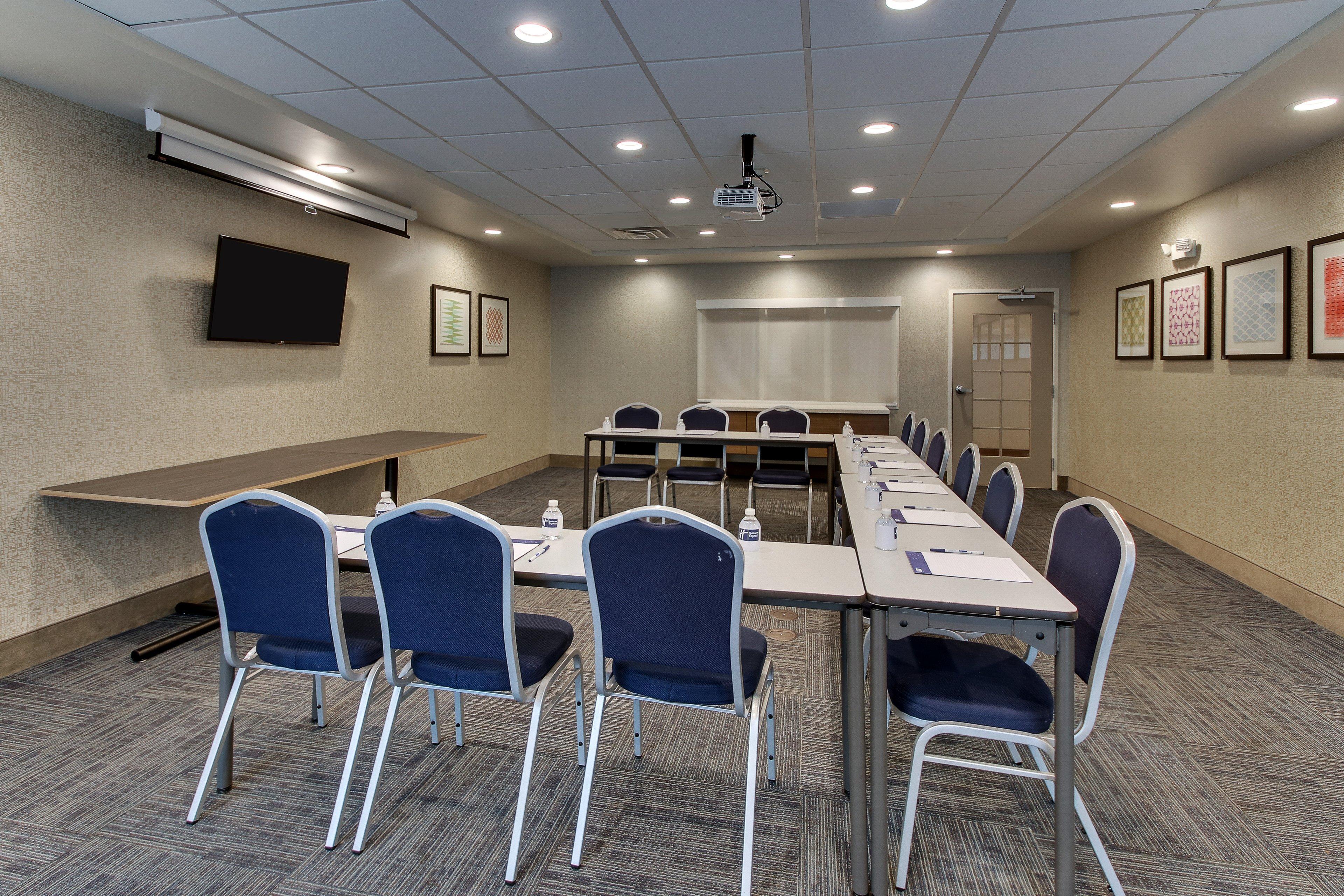 Holiday Inn Express & Suites Ithaca By Ihg Zewnętrze zdjęcie