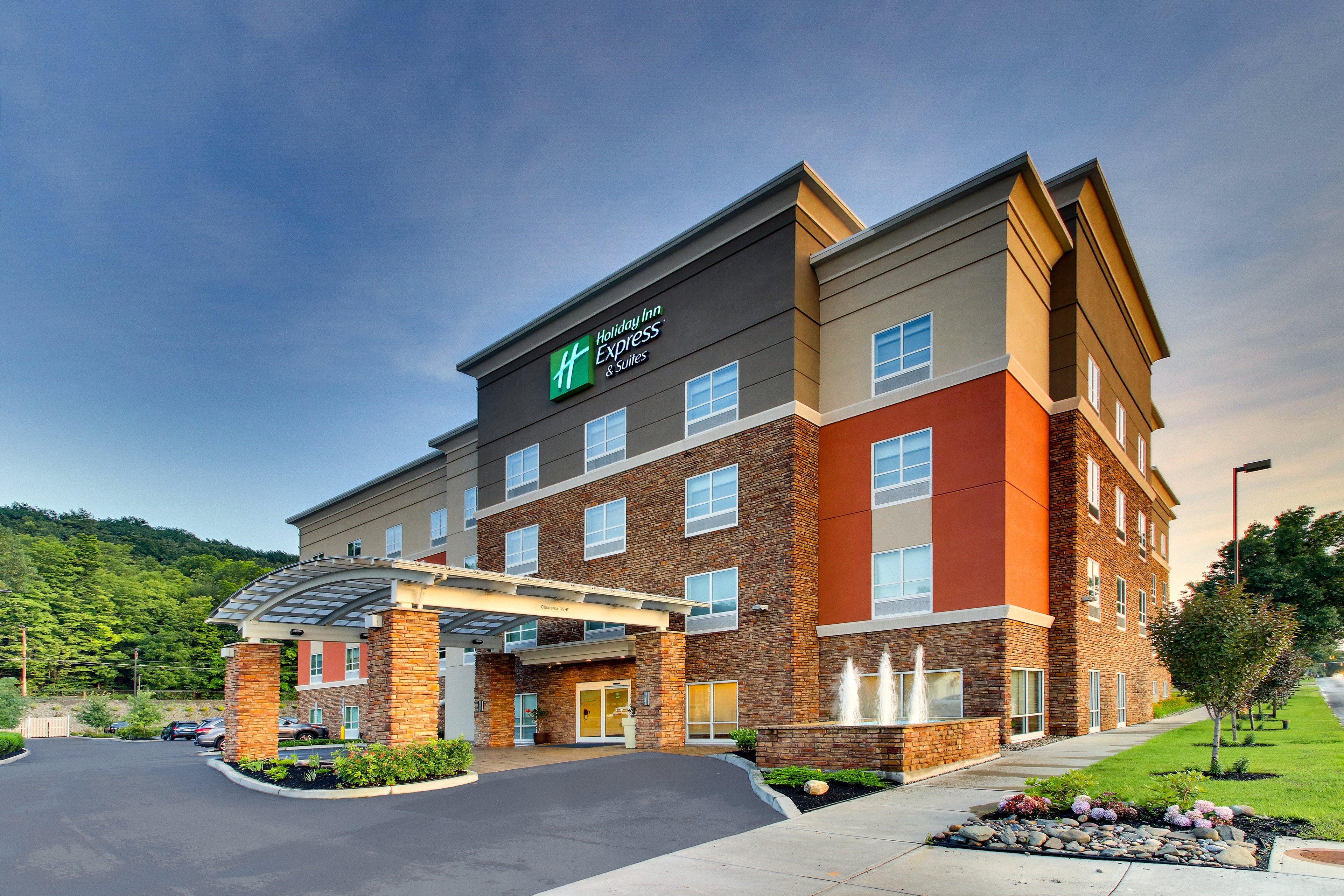 Holiday Inn Express & Suites Ithaca By Ihg Zewnętrze zdjęcie