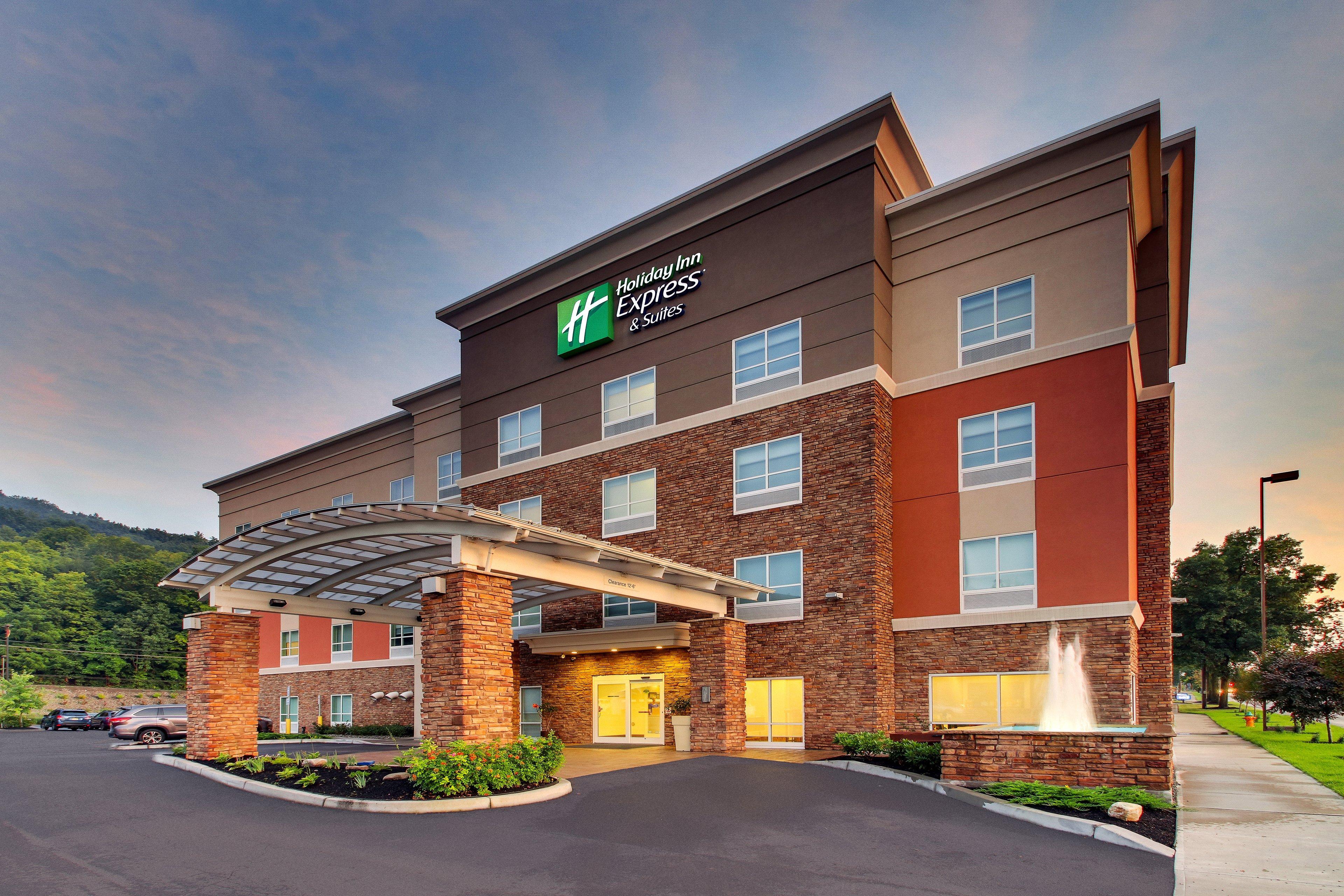 Holiday Inn Express & Suites Ithaca By Ihg Zewnętrze zdjęcie